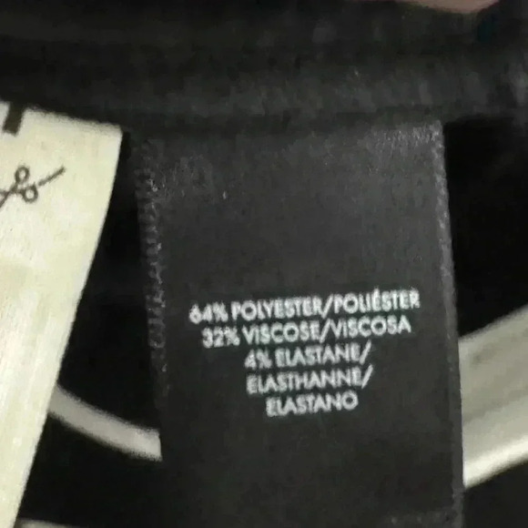 Ann Taylor Black Ruffle Hem Ankle Pants Size 4 - Picture 6 of 6